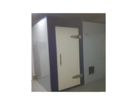 Simple detachable shielded room
